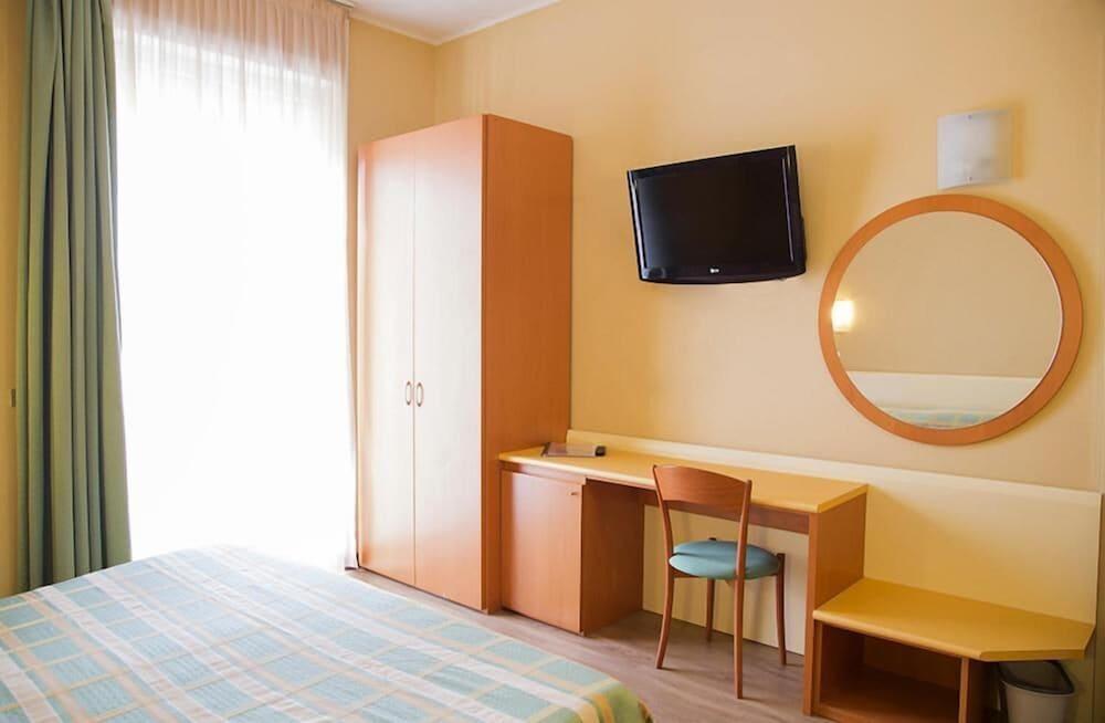 Hotel Meeting Стреза Экстерьер фото